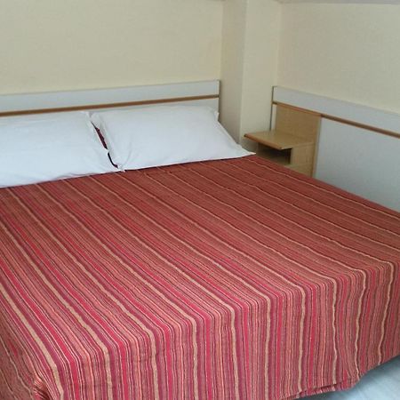 ריצ'יונה Hotel Tosi חדר תמונה