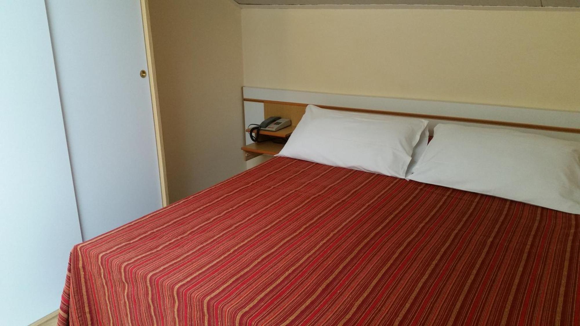 ריצ'יונה Hotel Tosi מראה חיצוני תמונה