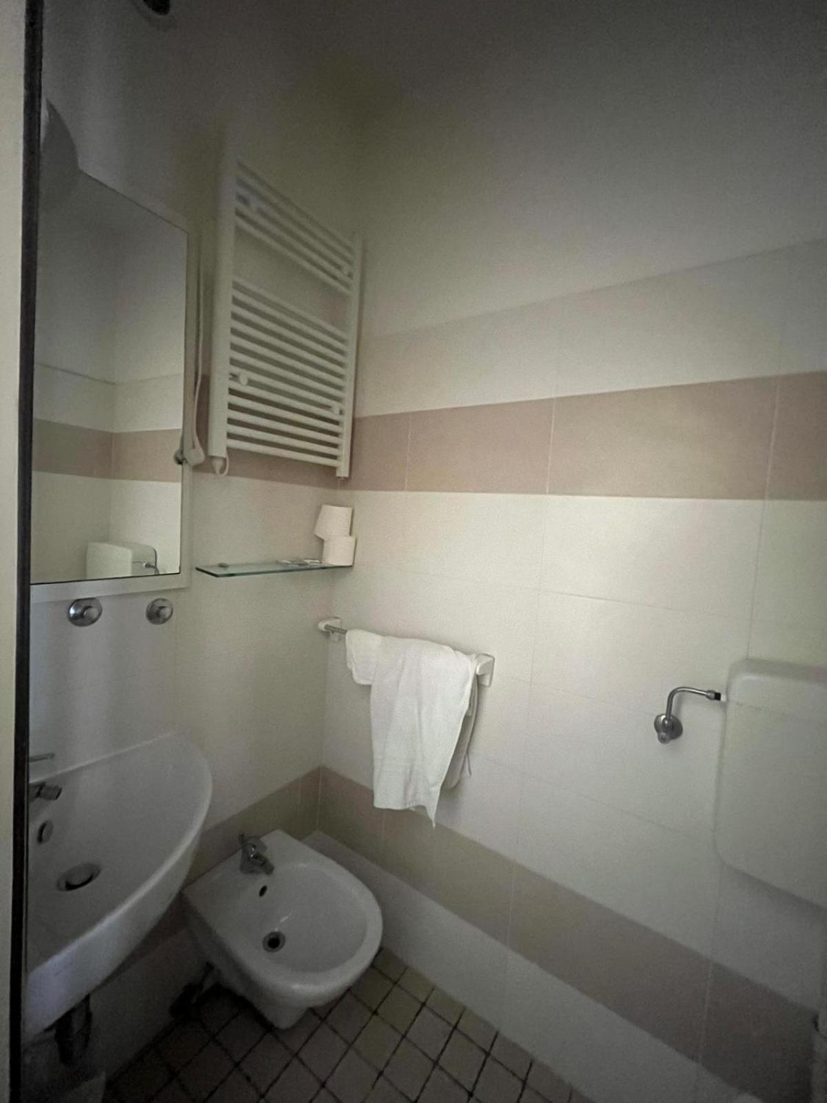 ריצ'יונה Hotel Tosi חדר תמונה