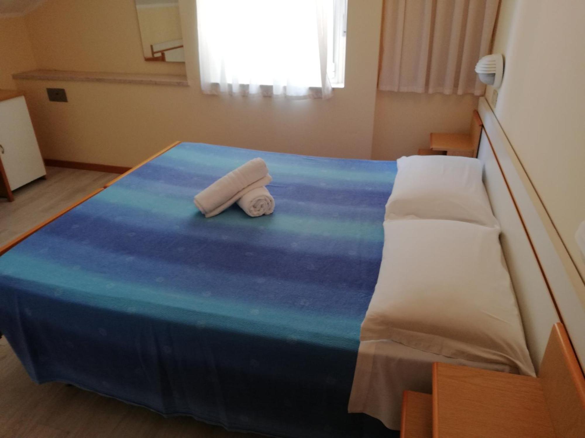 ריצ'יונה Hotel Tosi מראה חיצוני תמונה